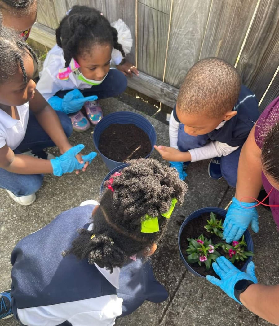 3 year old class gardening